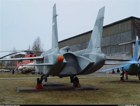 Yakovlev Yak-141 (Yak-41) - Yakovlev Design Bureau | Aviation Photo ...