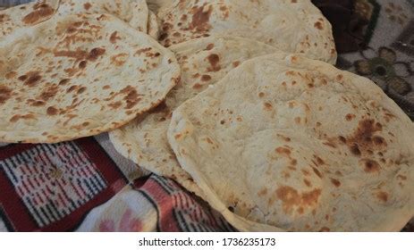 396 Iraqi Bread Images, Stock Photos & Vectors | Shutterstock