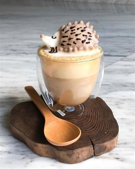 Adorable 3D Latte Art by Periperipeng - Design Swan