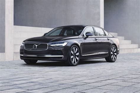 2023 Volvo S90 Plug-in Hybrid Prices, Reviews, and Pictures | Edmunds