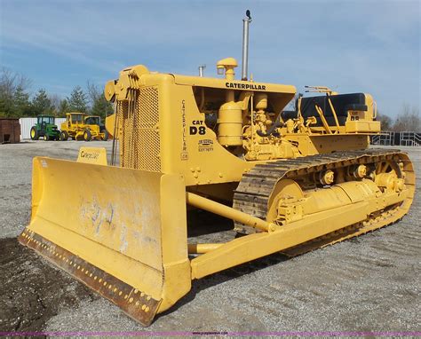 1953 Caterpillar D8 dozer in Greenwood, MO | Item L3196 sold | Purple Wave