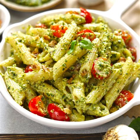 Basil Pesto Pasta Recipe - How To Avoid Black Pesto - Fun FOOD Frolic