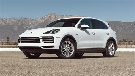 2023 Porsche Cayenne Prices, Reviews, and Photos - MotorTrend