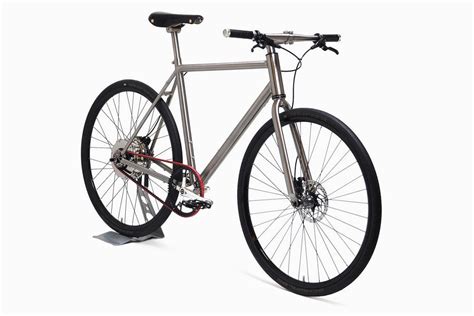 This Sleek, Lightweight E-Bike Never Needs a Charge - InsideHook