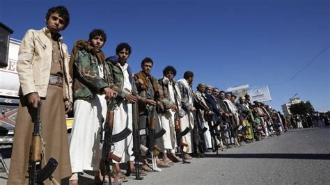 Hundreds of Houthi rebel child soldiers dead in Yemen war - UN - BBC News