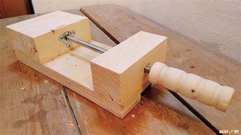 How to make a drill press vise — Free DIY plans and 3D model