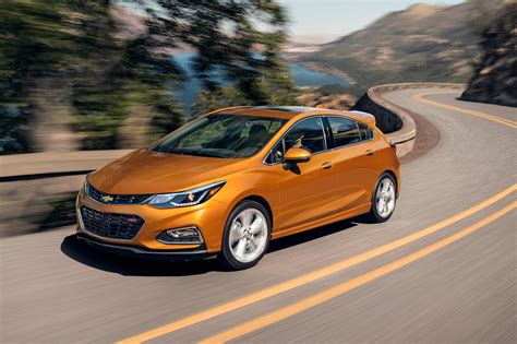 2017 Chevrolet Cruze Hatchback First Drive Review | Automobile Magazine