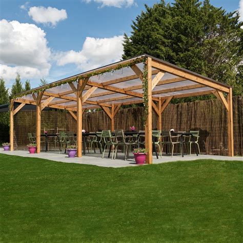 Clear Roof Pergola - Woodberry