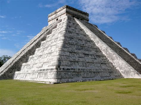 The Mysterious Mayan pyramids | AncientWorldWonders