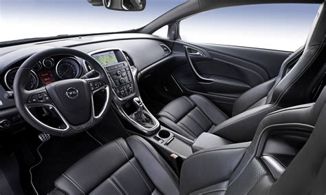 Opel Astra OPC interior