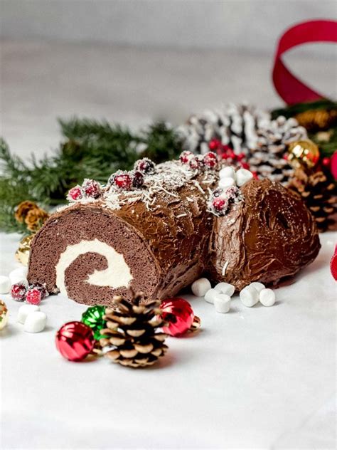 Christmas Yule Log Cake - Buche de Noel - Drive Me Hungry