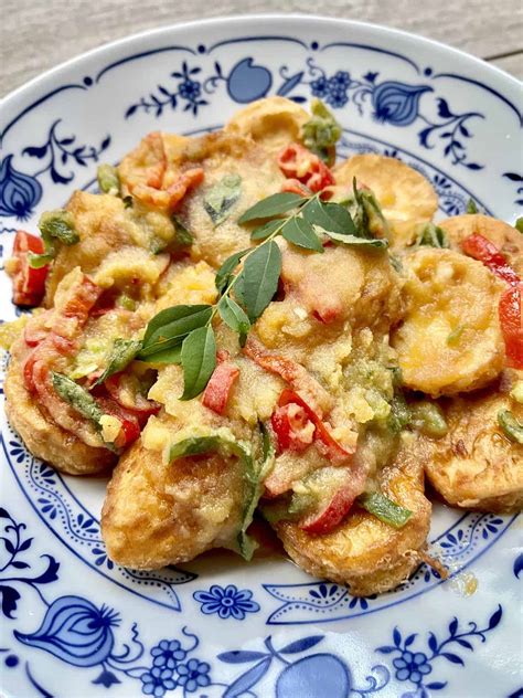 Salted Egg Dishes (5 Easy Recipes) - Greedy Girl Gourmet