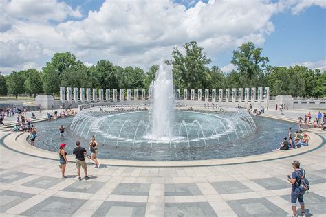 World War II Memorial - Wikipedia