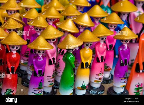 Souvenirs, Hanoi, Vietnam Stock Photo - Alamy