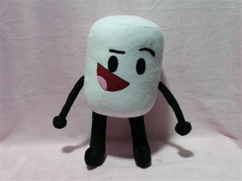 Inanimate Insanity Marshmallow