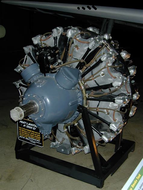 Motores: Pratt & Whitney R-2800 Double Wasp