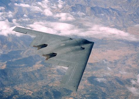 Latest USAF Stealth Bomber Gets Its Internet-Given Name: B-21 Raider ...