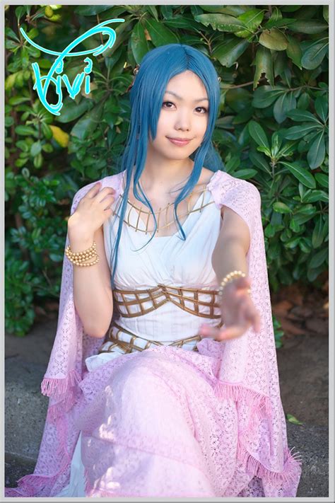 Disney Costume Players: One Piece Cosplay : Beautiful Nefeltary Vivi ...