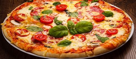 National Dish of Italy Pizza - National Dishes of the World