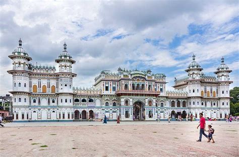 Janaki Mandir, Janakpur (Nepal)- The Birthplace of Goddess Sita - Holidify