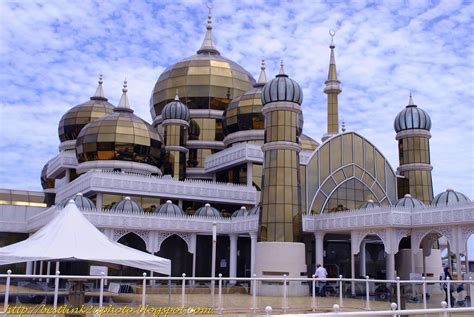 Crystal Mosque (Masjid Kristal) : Kuala Terengganu, Terengganu ...