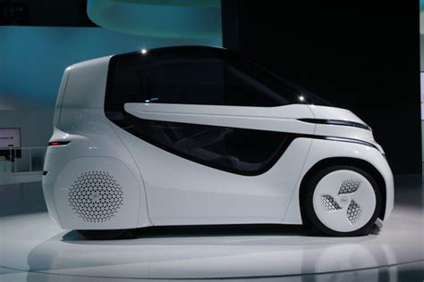 Toyota Concept i-Ride-1 - Rockomotif