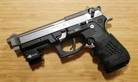 My First Beretta - 92FS Inox - Pachmayr Tactical Grip - Recover ...