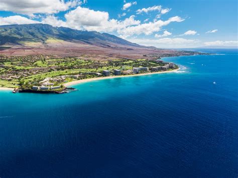 Top 10 Hawaiian Beaches: HGTV.com | HGTV