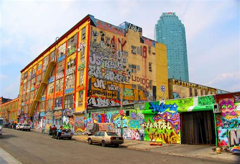 Counterlight's Peculiars: The End of 5 Pointz