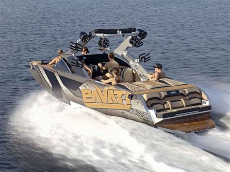 2016 Pavati AL-24 Review | Wakeboard boats, Mastercraft boat, Cool boats