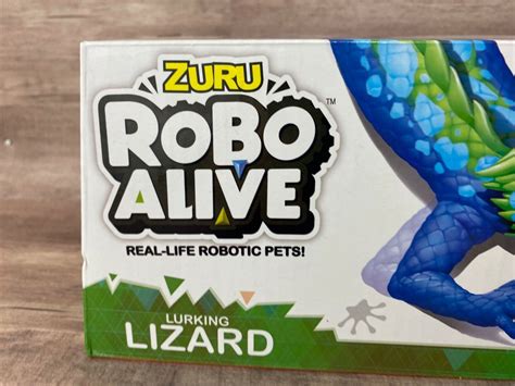 Zuru Robo Alive Red Lurking Lizard Battery Operated - Other