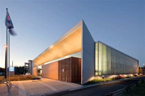 Bayside Police Station / FJMT | ArchDaily