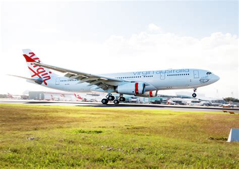 Virgin_Australia_Airbus_A330_landing_at_Sydney_Airport__2 : AirlineReporter