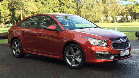 Holden Cruze SRi Z-Series sedan 2016 review | road test | CarsGuide