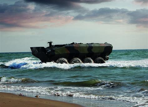 First Amphibious Combat Vehicle (ACV) 1.1 based on Iveco Defence ...