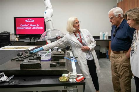 Precious artifacts preserved at Alamo's new conservation lab