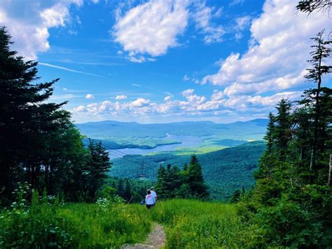 Hiking in Southern Vermont - SVDV Chamber of Commerce