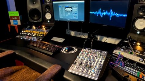 Three Ways To Use an Audio Mixer In Your Recording Studio! - Front End ...