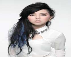 G.E.M. (Singer) Birthday, Real Name, Age, Weight, Height, Family, Facts ...