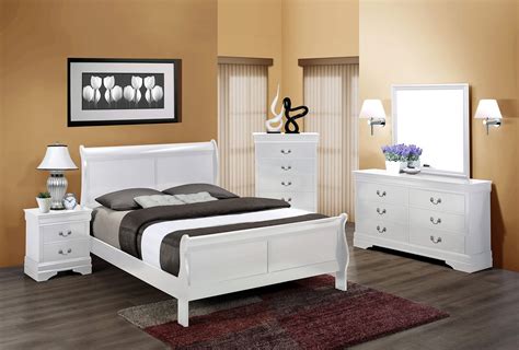 White Louis Philip Bedroom Set | Bedroom Furniture Sets