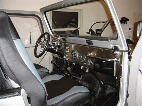 JEEP CJ - jeep-cj_interior_18.jpg