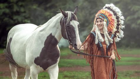 80+ Best Native American Indian Horse Names