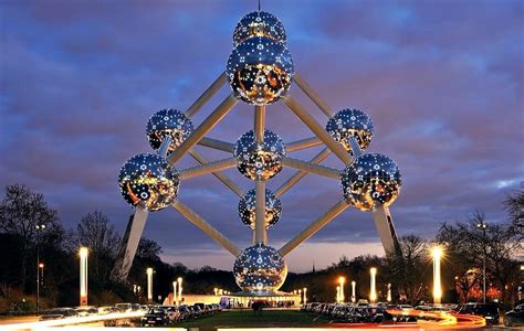 Atomium in Brussels (Belgium) - a monument to the peaceful atom: photos ...