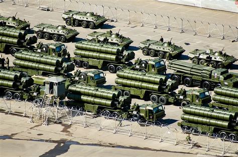 Russia Deploys S-400 Systems to Russia, NATO Has Heart Attack