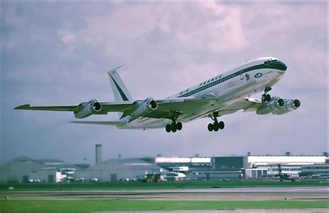 Boeing 707 History