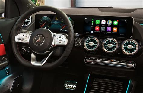 2022 Mercedes-Benz GLA Interior | Dimensions | Features | %di_name%%