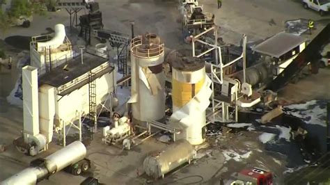 Silo explosion at Lake County asphalt plant heard from miles away