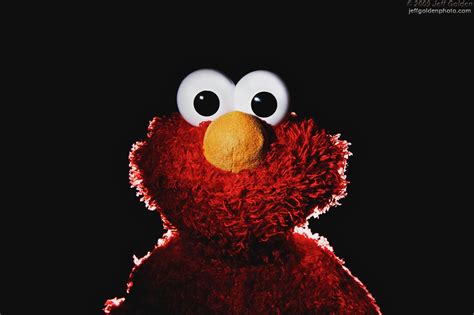 Gangsta Elmo With A Gun