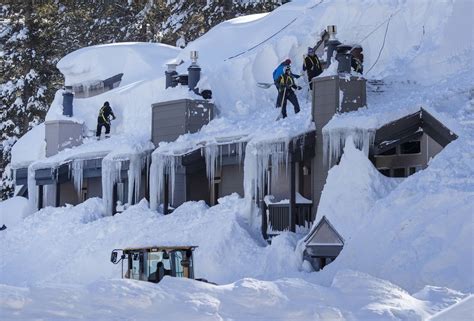 The big dump | Digging out from 11 feet of snow in Mammoth Lakes | Snow ...