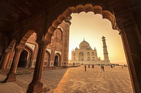 The architectural beauty :Taj Mahal - Lets Connect